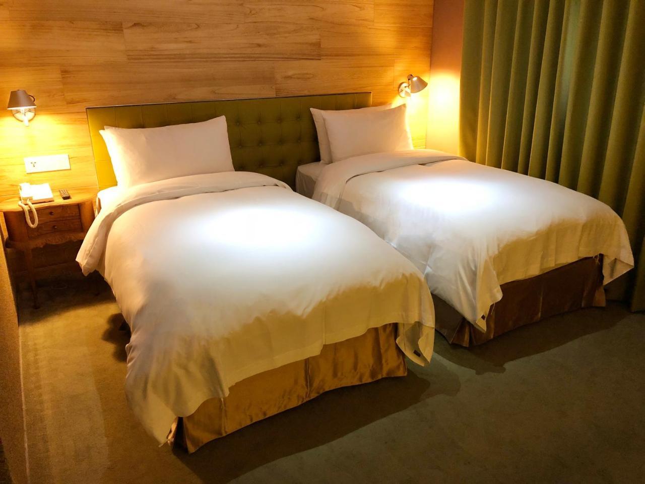 Inhouse Hotel Taichung Exterior foto